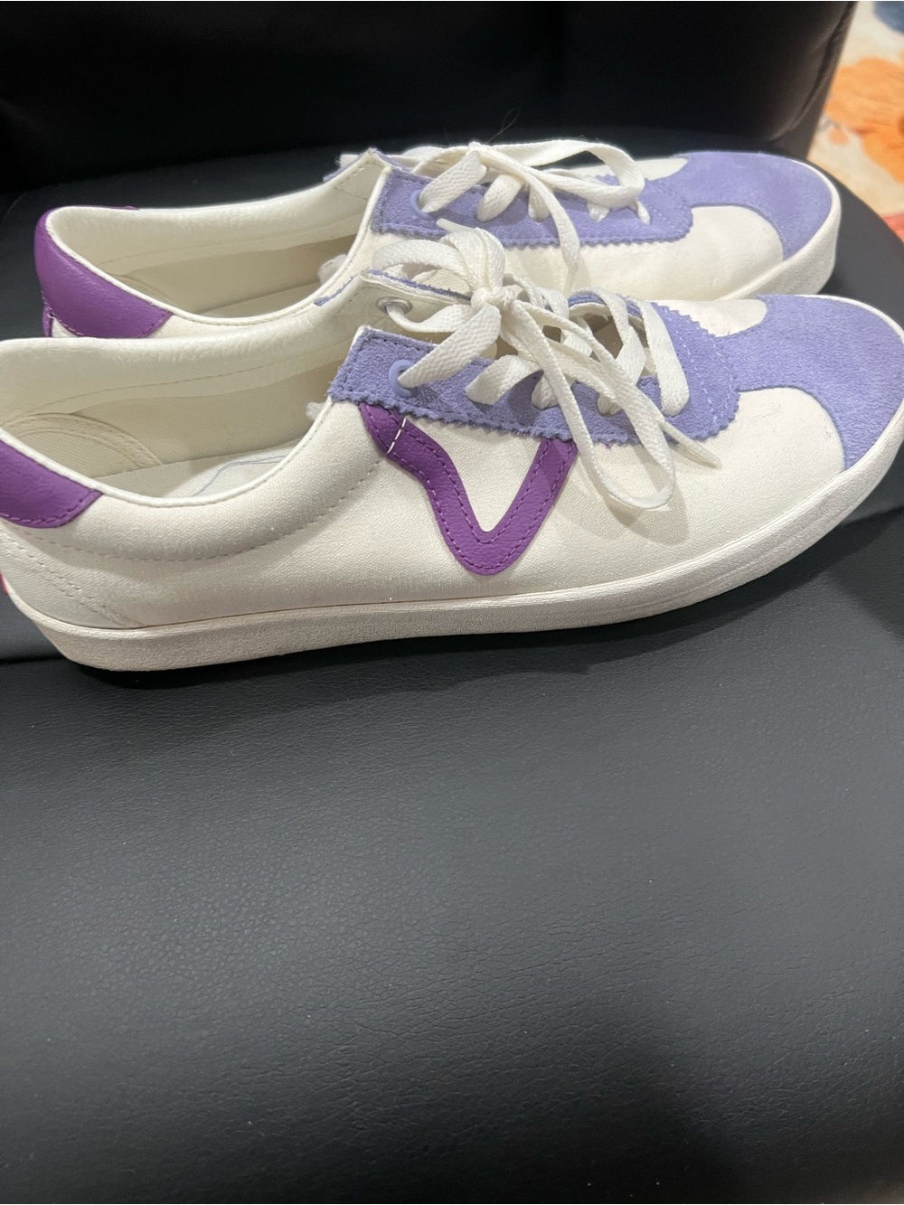 Vans White Sneakers with Lavender and Purple Accents - Picture 5 of 6